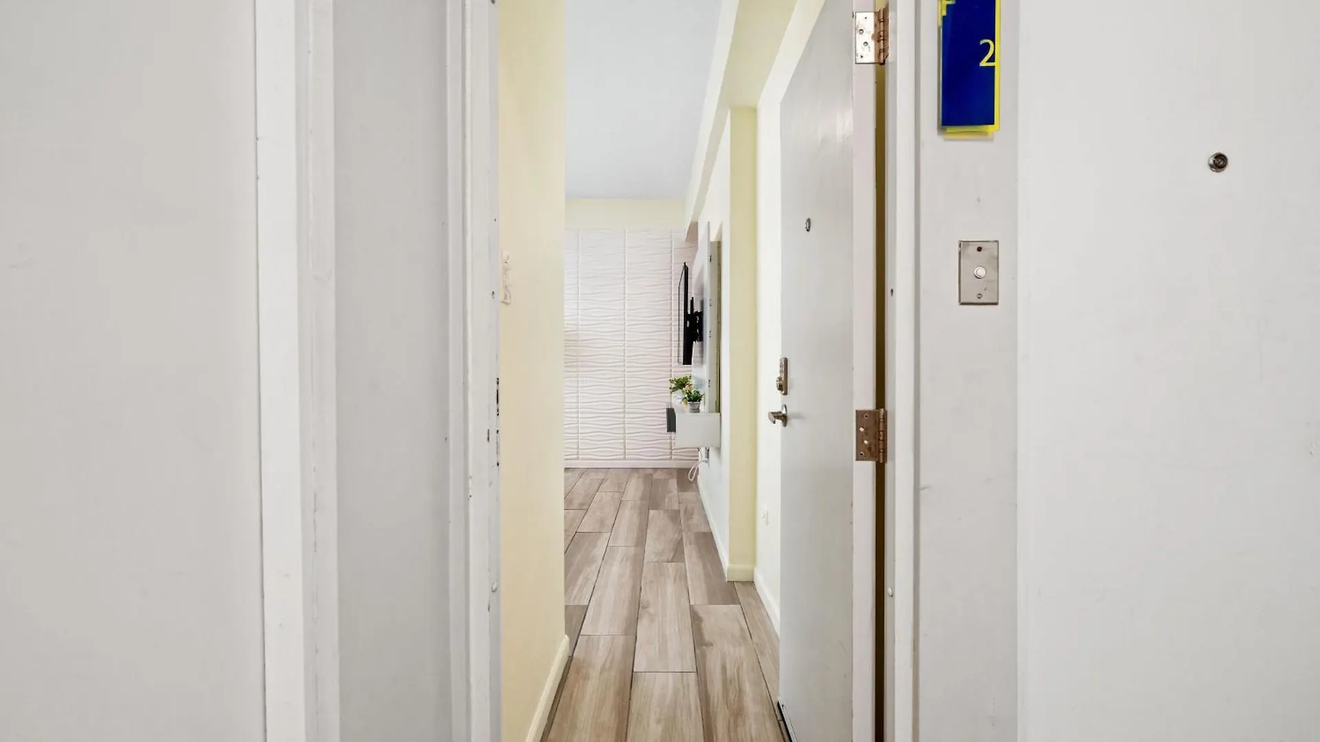 Апартаменты Otium Renovated Near The Beach Free Snacks Сан-Хуан